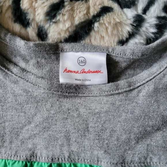 Girl's dress - Picture 2 of 3